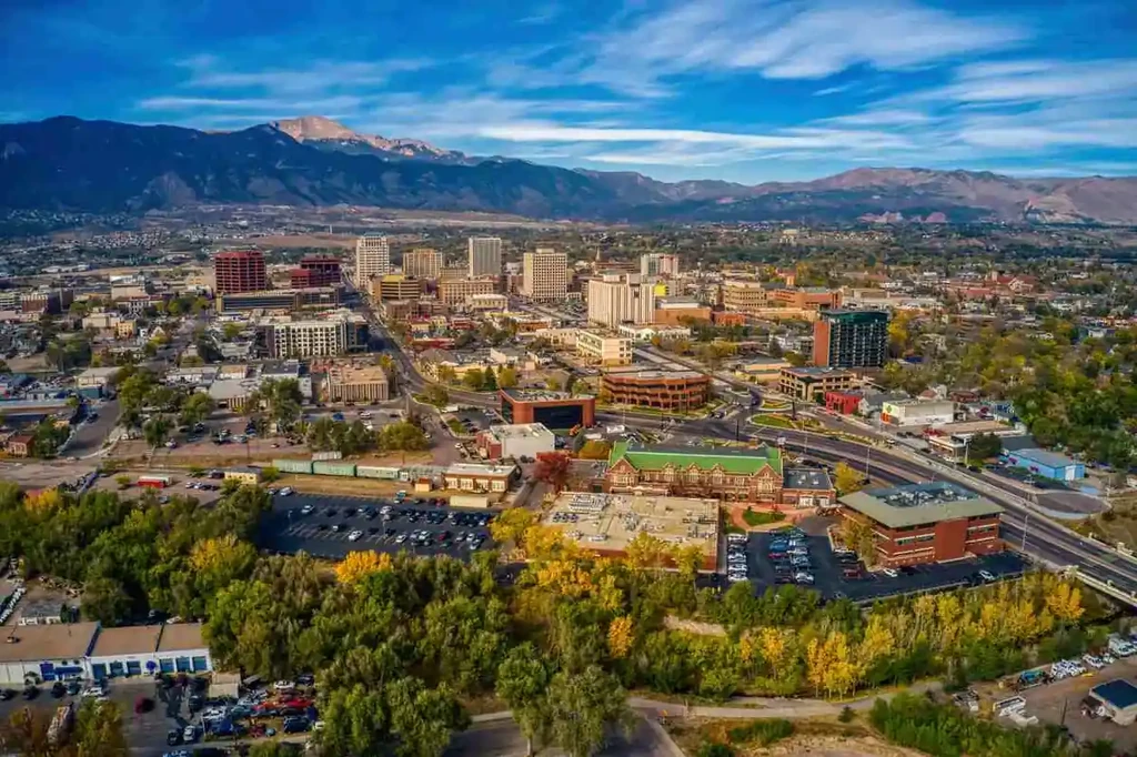 Featured image for Why Colorado Springs is Perfect for Families