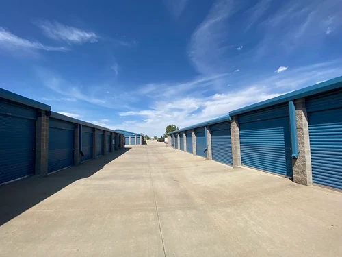 Otter Self Storage - Jewell Aurora storage facility exterior view